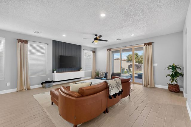 2554 Guadalupe Road NE, Rio Rancho, NM 87144