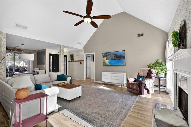 250 Willow Dell Drive, Senoia, GA 30276