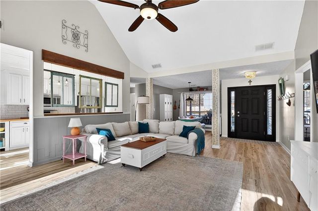 250 Willow Dell Drive, Senoia, GA 30276