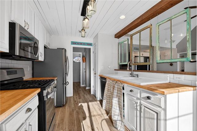 250 Willow Dell Drive, Senoia, GA 30276