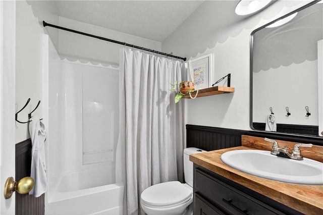 250 Willow Dell Drive, Senoia, GA 30276