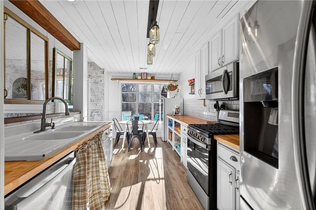 250 Willow Dell Drive, Senoia, GA 30276