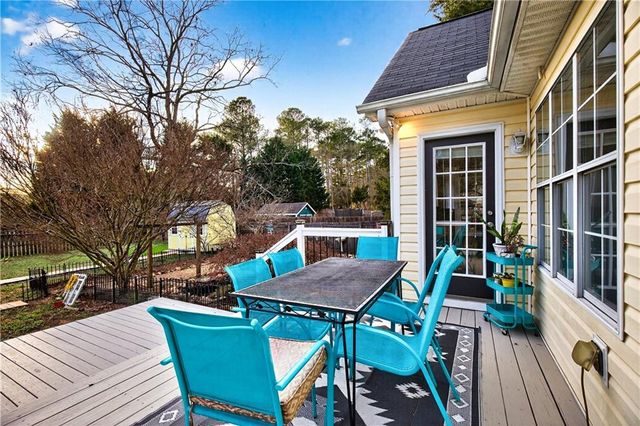 250 Willow Dell Drive, Senoia, GA 30276