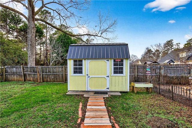 250 Willow Dell Drive, Senoia, GA 30276