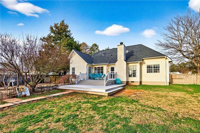 250 Willow Dell Drive, Senoia, GA 30276