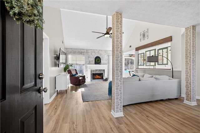 250 Willow Dell Drive, Senoia, GA 30276