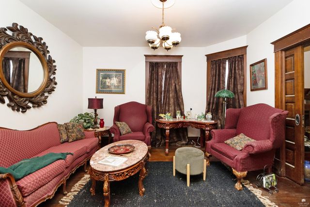 301 Elm Street, Wakefield, KS 67487