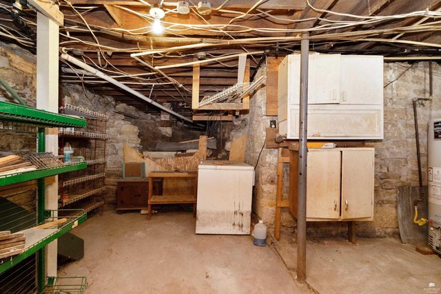 301 Elm Street, Wakefield, KS 67487