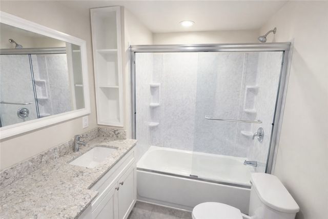 73 S Fremont Ave, Bellevue, PA 15202