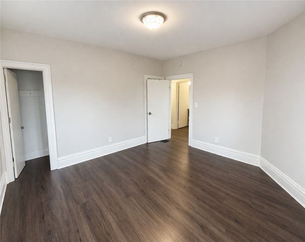 73 S Fremont Ave, Bellevue, PA 15202