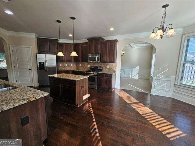 1550 Horseshoe Creek Lane, Cumming, GA 30041