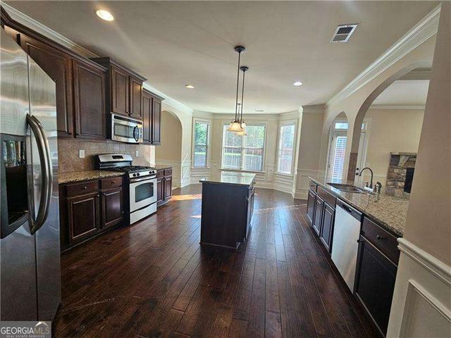 1550 Horseshoe Creek Lane, Cumming, GA 30041
