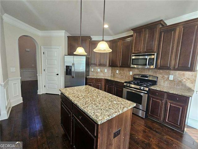 1550 Horseshoe Creek Lane, Cumming, GA 30041