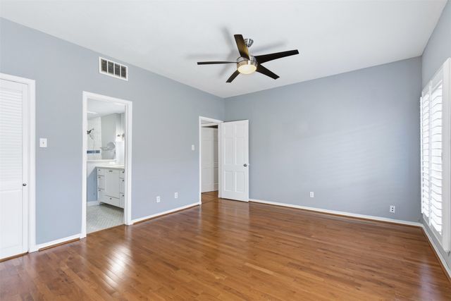 4320 Bellaire Drive S 221W, Fort Worth, TX 76109