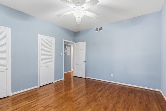 4320 Bellaire Drive S 221W, Fort Worth, TX 76109