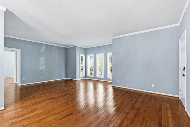 4320 Bellaire Drive S 221W, Fort Worth, TX 76109