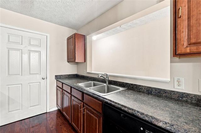 2102 Fairington Club Drive, Lithonia, GA 30038