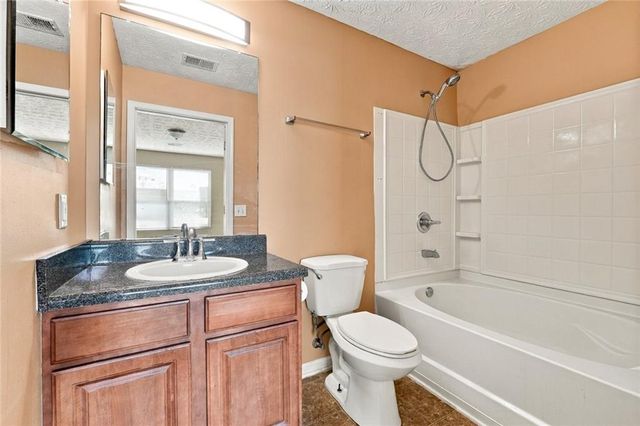 2102 Fairington Club Drive, Lithonia, GA 30038