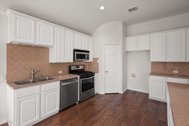 6705 Terrace Glen Drive, Arlington, TX 76002