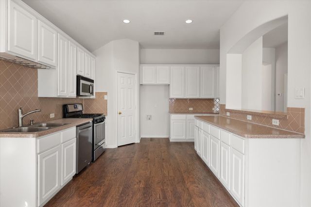 6705 Terrace Glen Drive, Arlington, TX 76002