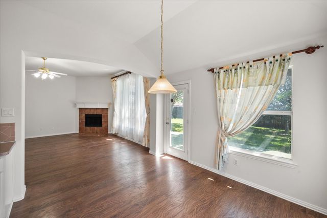 6705 Terrace Glen Drive, Arlington, TX 76002