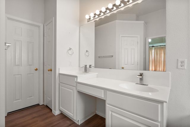 6705 Terrace Glen Drive, Arlington, TX 76002