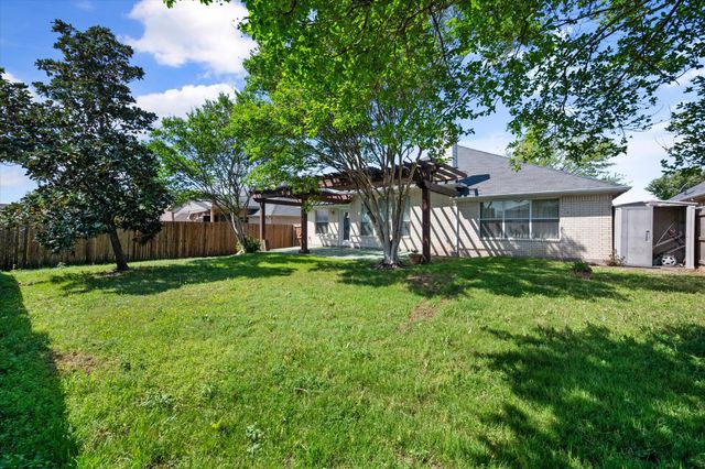 6705 Terrace Glen Drive, Arlington, TX 76002