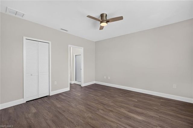 3900 4th ST SW, Lehigh Acres, FL 33976