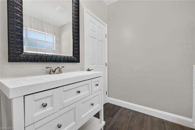 3900 4th ST SW, Lehigh Acres, FL 33976