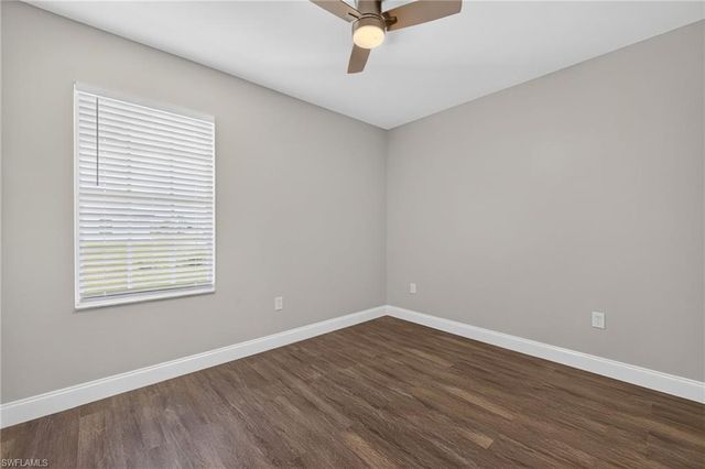 3900 4th ST SW, Lehigh Acres, FL 33976