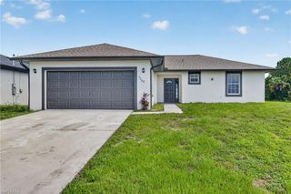 3900 4th ST SW, Lehigh Acres, FL 33976