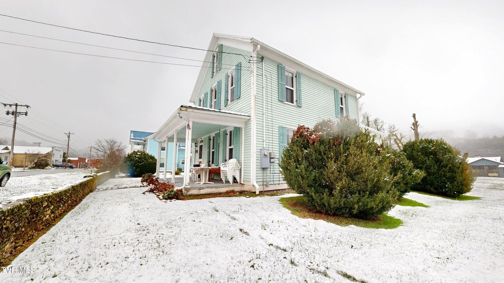 212 Main Street, Roan Mountain, TN 37687
