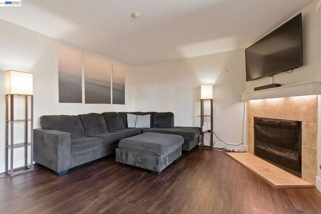 6266 Joaquin Murieta Ave G, Newark, CA 94560