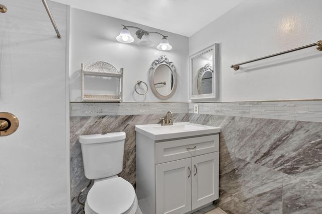 415 Mansfield J, Boca Raton, FL 33434