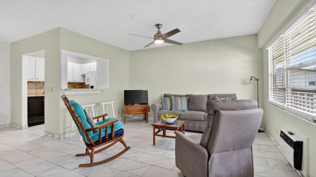 415 Mansfield J, Boca Raton, FL 33434