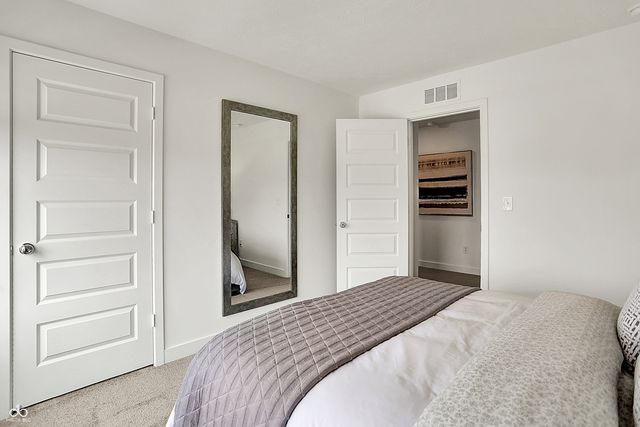 2837 Woods Edge Drive, Greenwood, IN 46143