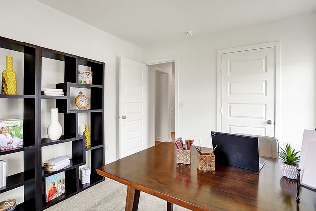 2837 Woods Edge Drive, Greenwood, IN 46143