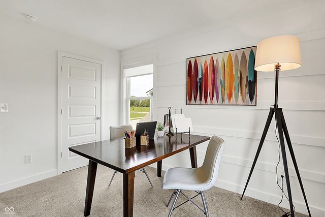 2837 Woods Edge Drive, Greenwood, IN 46143