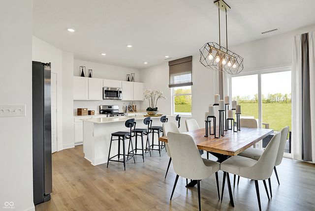 2837 Woods Edge Drive, Greenwood, IN 46143