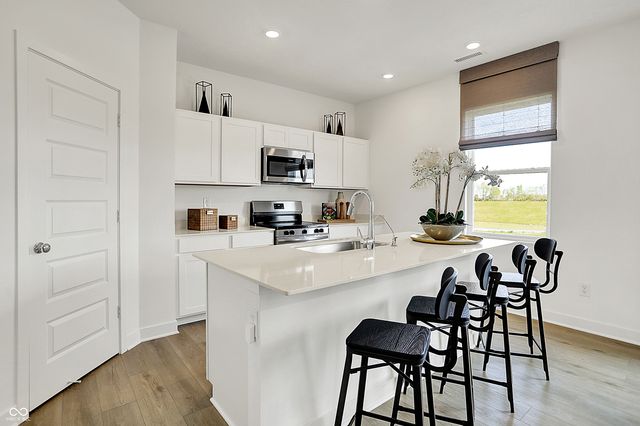 2837 Woods Edge Drive, Greenwood, IN 46143