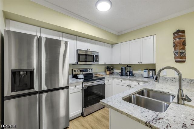 8635 River Homes LN 2103, Bonita Springs, FL 34135