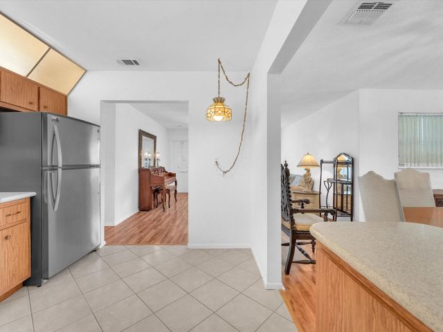 5702 NW 84th Avenue, Tamarac, FL 33321