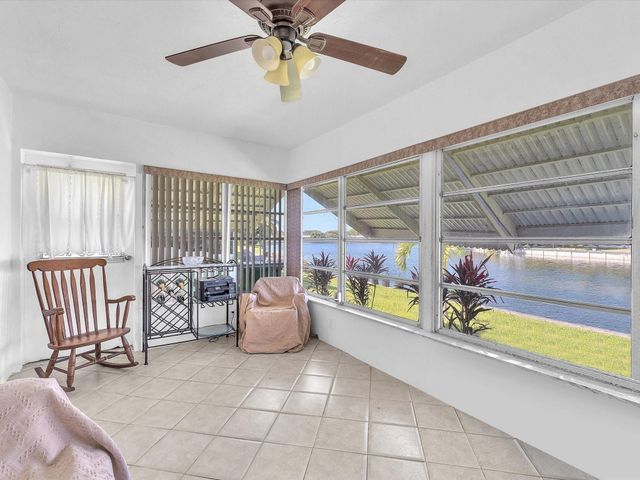 5702 NW 84th Avenue, Tamarac, FL 33321