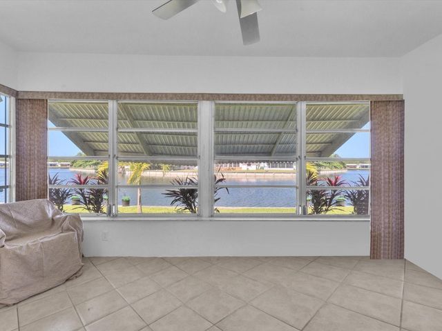 5702 NW 84th Avenue, Tamarac, FL 33321