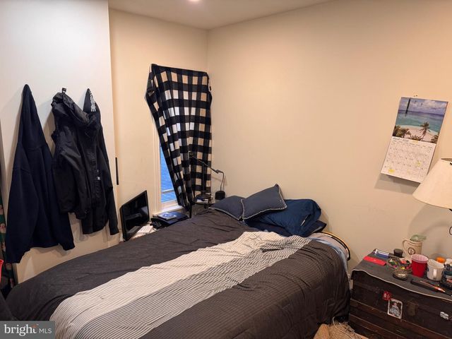 1006 N PINE ST, Wilmington, DE 19801