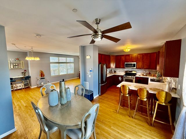 1914 N Lotus Avenue, Chicago, IL 60639