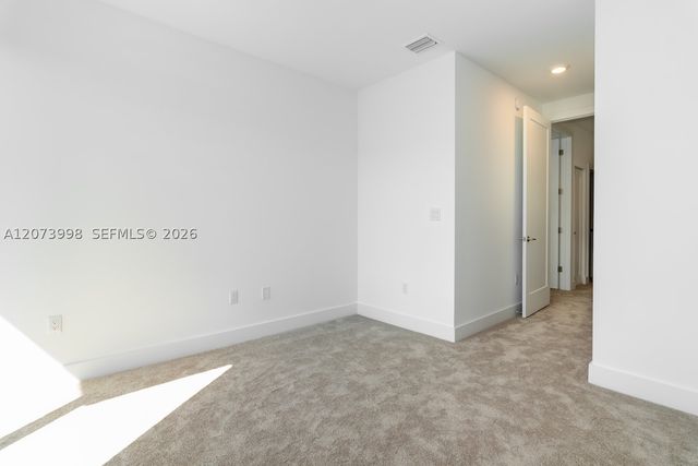 4117 N Oak Pl, Dania Beach, FL 33314