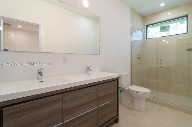 4117 N Oak Pl, Dania Beach, FL 33314