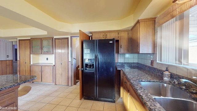 13212 Balfour Drive, Warren, MI 48088