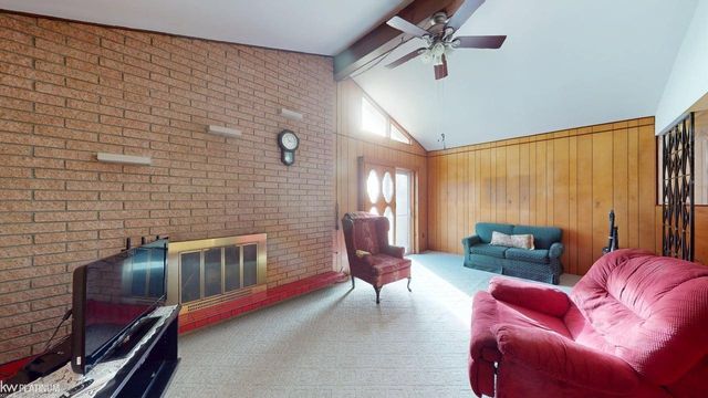 13212 Balfour Drive, Warren, MI 48088